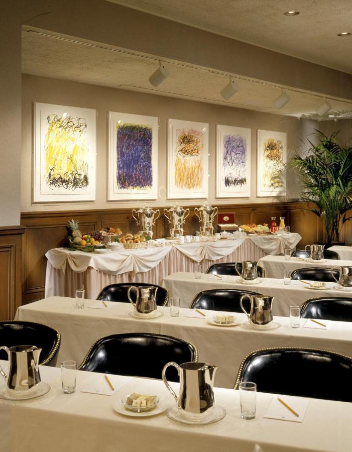 The Inn At The Standard Club Chicago Bagian luar foto