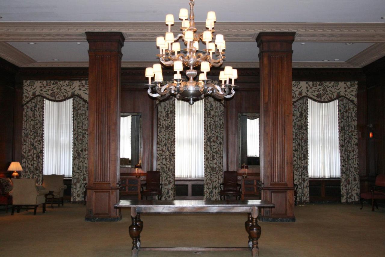The Inn At The Standard Club Chicago Bagian luar foto