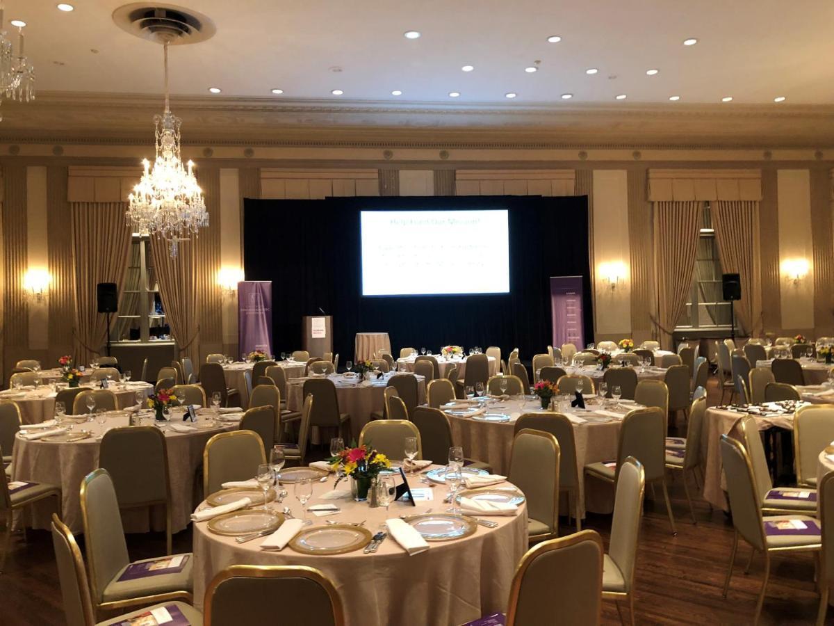 The Inn At The Standard Club Chicago Bagian luar foto
