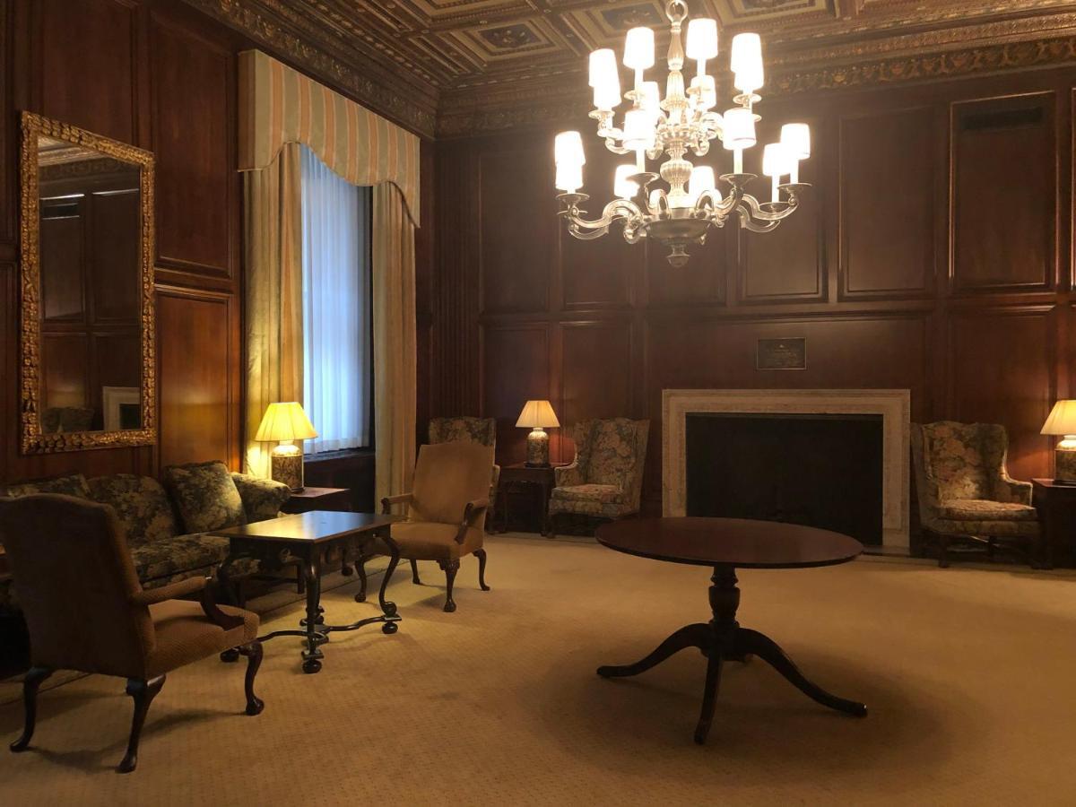 The Inn At The Standard Club Chicago Bagian luar foto